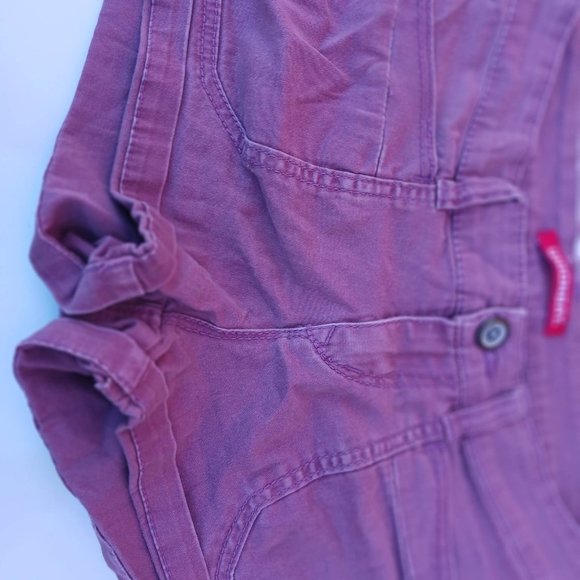 UNIONBAY Size 7 Red Women's Boot Cut Jeans Short - Picture 2 of 9